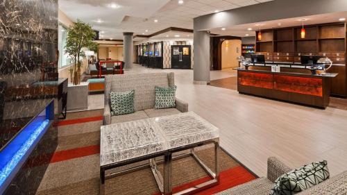 Best Western Premier Kansas City Sports Complex Hotel