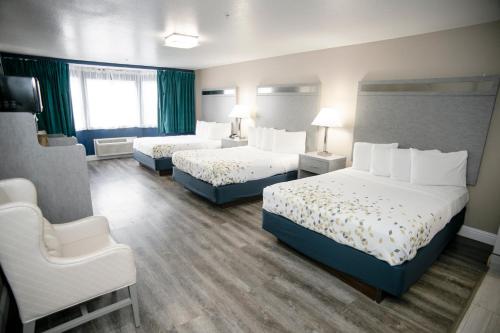 แองเคอร์ บีช อินน์ (Anchor Beach Inn) in เครสเซนต์ ซิตี้ (CA)