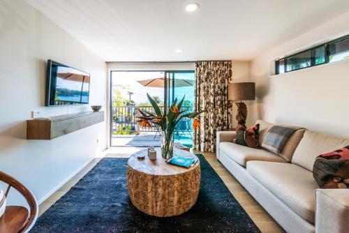 Moana on Waikare - You've Got It Maid in Oneroa
