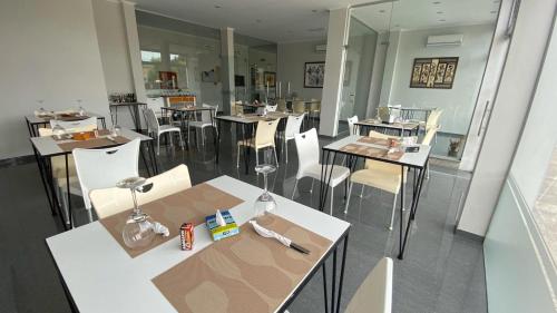 ห้องอาหาร, Hotel Imperial in เมโล