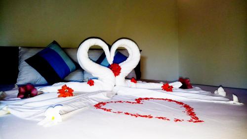 Shine Beach Lodge