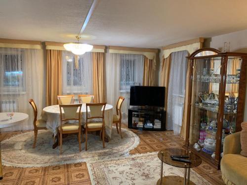 Pokrovsky Guest House - image 3