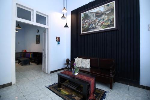Facilities, RedDoorz near Stasiun Lawang in Lawang