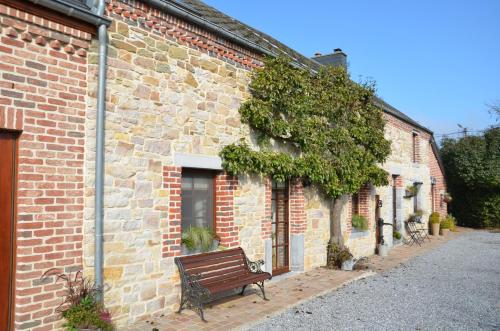  B&B Aux Gaietés de la Sabotière, Pension in Seloignes bei Momignies