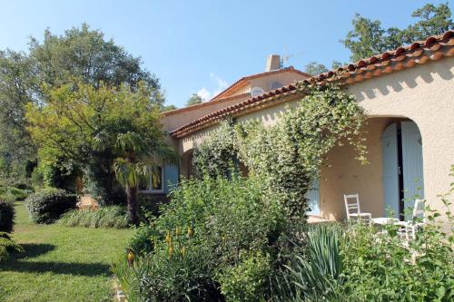 Broves en Seillans Villa Sleeps 8 Pool Air Con WiFi gîte à louer Broves en Seillans