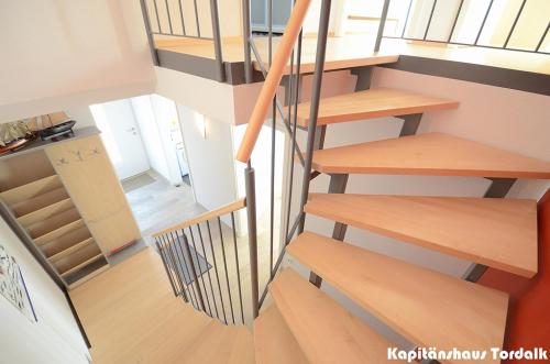 Three-Bedroom House image 5