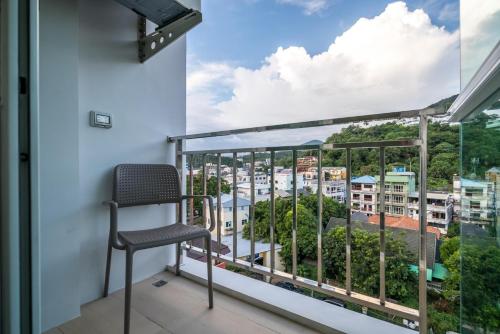 Ozone Kata -Great location, rooftop pool, convenient studio ( Ozone Kata -Great location, rooftop pool, convenient studio )