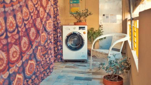 International Travellers' Hostel by ITH Stays – Varanasi, VA