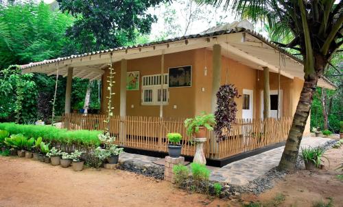 99 Clay Villa