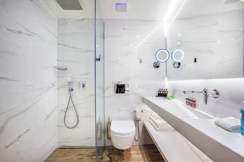 ad Imperial Plus Hotel Thessaloniki - image 8