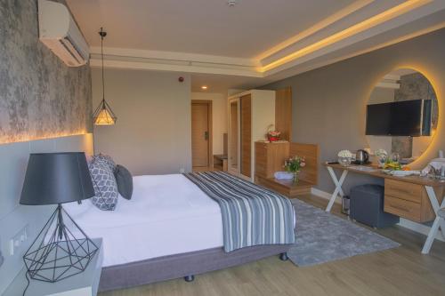 Sherwood Suites Resort - image 8