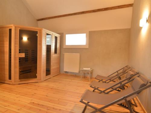 Wellness, Marchin Castle with Sauna in Marchin