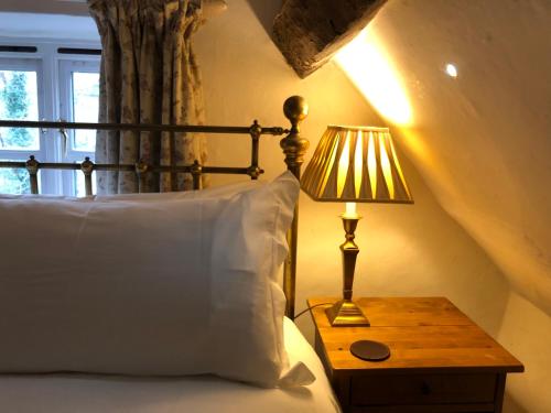 Traditional 18th Century Farmhouse in Streatley photo 1