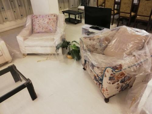 Manial CAIRO شقه فرش مودرن 145متر علي شارع المنيل الرئيسي جزيرة المنيل الروضة قريبه جدا من النيل (Manial CAIRO شقه فرش مودرن 145متر علي شارع المنيل الرئيسي جزيرة المنيل الروضة قريبه جدا من النيل) near Nilometer