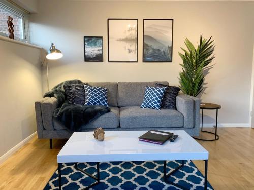 Two-Bedroom Apartment in Windsor, Windsor (foto 7)