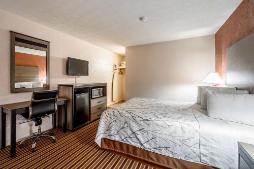 America's Best Value Inn Heflin - image 2