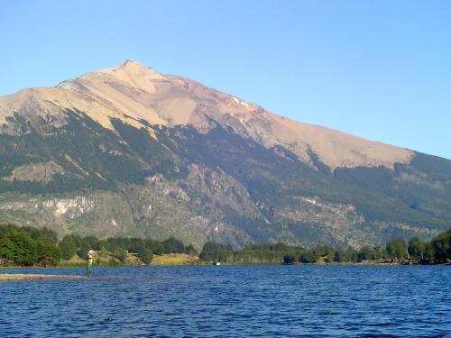 Lodge de Montaña Lago Monreal