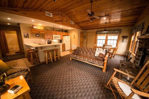 Long Lake Resort - image 4