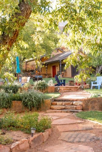 Red Rock Inn