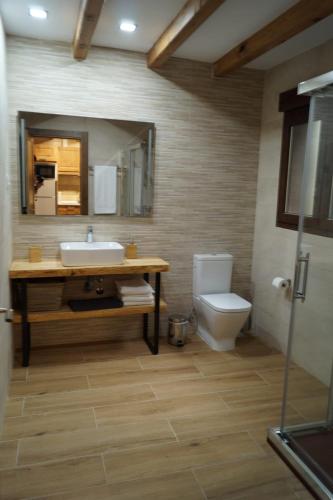  Puente Viejo de Buitrago CASA ROBLE in Buitrago del Lozoya