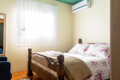 Paradouro Padilha in เอวเจนิโอ เฟร์เรย์รา