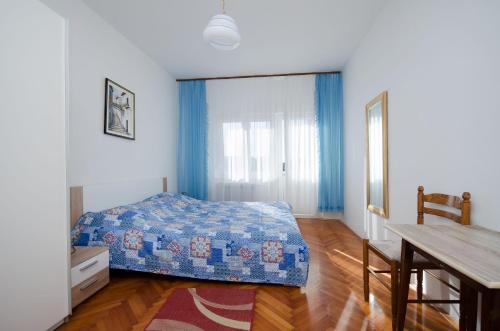 Three-Bedroom Apartment image 3