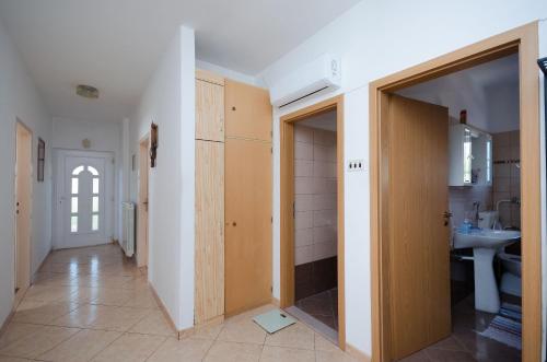 Three-Bedroom Apartment image 7