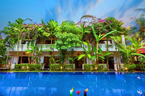 La Residence WatBo Hotel