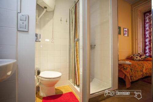 Hostal La Fontana - image 11