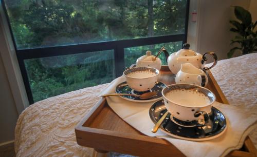 บริการและสิ่งอำนวยความสะดวก, L'amour Nest in ฮอสปิตัล ฮิลล์