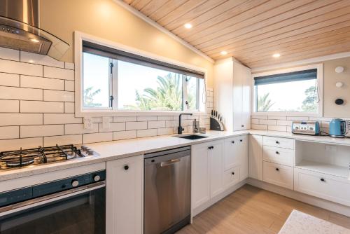 Kitchen, Pohutukawa Cottage, Waiheke Island in Waiheke Island