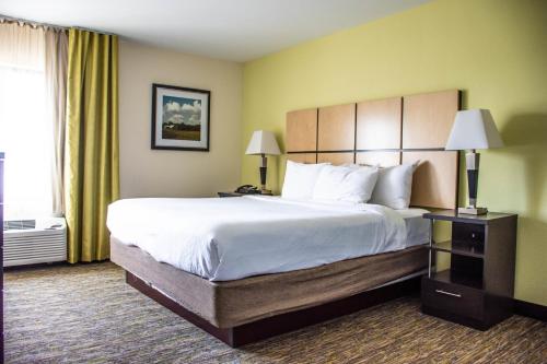 Candlewood Suites Overland Park W 135th St, an IHG Hotel