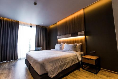 233465186 The Teak Hotel
