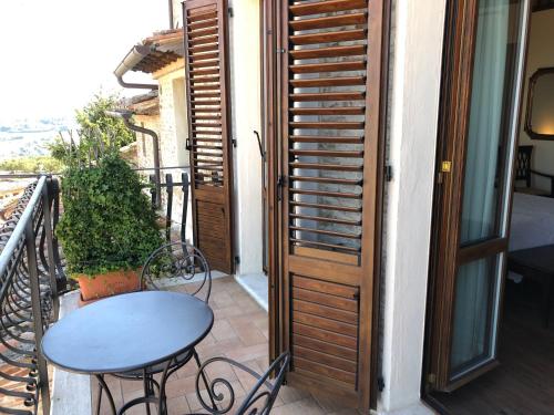 陽台/露台, Meublé il Riccio (Meuble il Riccio) in 蒙特普齊亞諾市中心