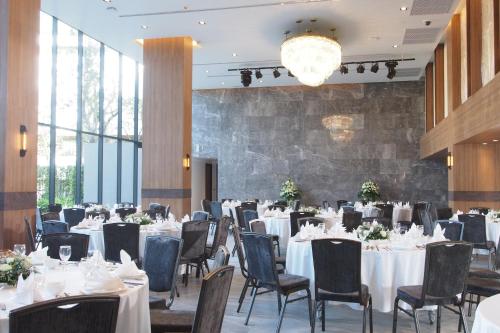 233470207 The Teak Hotel