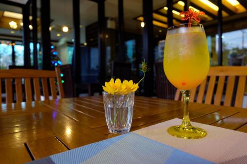 Food and beverages, Lanta Mermaid Boutique House Hotel near Muay Thai at Klong Dao Stadium