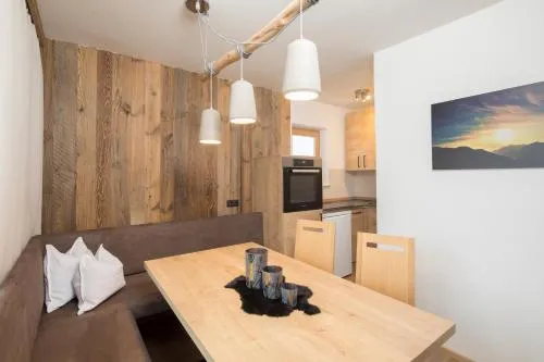 Angerer Alpine Suiten und Familienappartements Tirol in Reith im Alpbachtal, Österreich