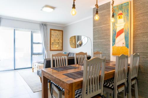 Azure 25, Big Bay (fotografie 4)
