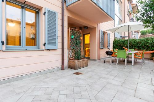 Colorful Boccaccio Apartment - image 8