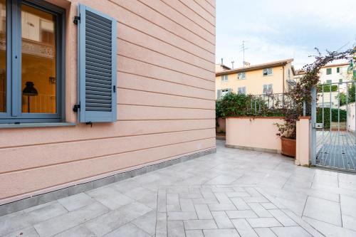 Colorful Boccaccio Apartment - image 6