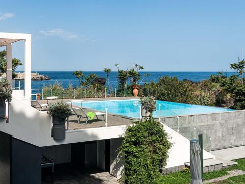 Stazzo Apartment Sleeps 3 Pool Air Con WiFi