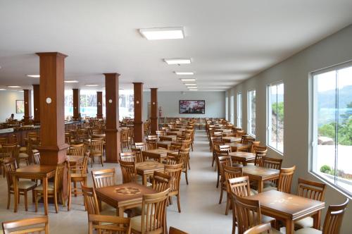 레스토랑, Sky Palace Hotel in 그라마두