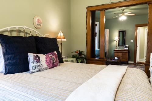 A Hidden Gem Bed and Breakfast – Windsor, ON