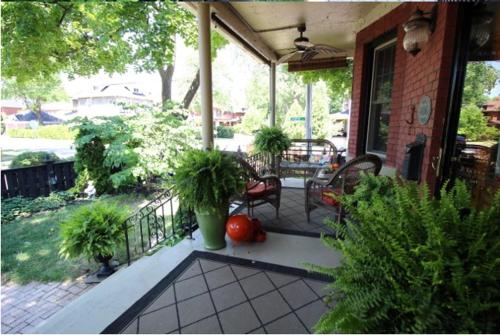 A Hidden Gem Bed and Breakfast – Windsor, ON