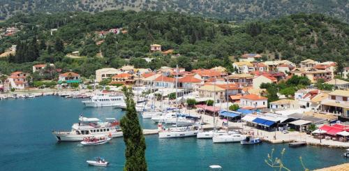  Sivotahomes-blue in Syvota