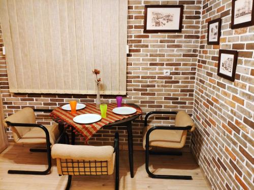 베오그라드 V2 with Love - Vintage Modern and Spacious 4성급 싱글룸 레스토랑