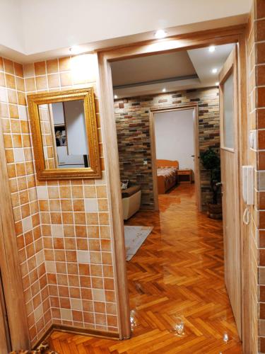 베오그라드 V2 with Love - Vintage Modern and Spacious 4성급 싱글룸 로비