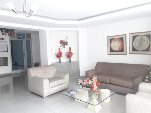 

ApartaestudioPinares