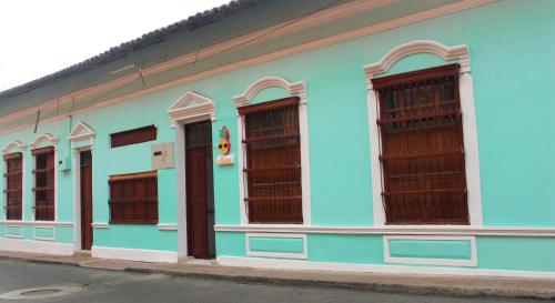 Entrance, La Vaina Cali in Cali