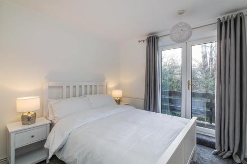 Magdala Apartment - Sleek and Modern 2bed in Nottingham